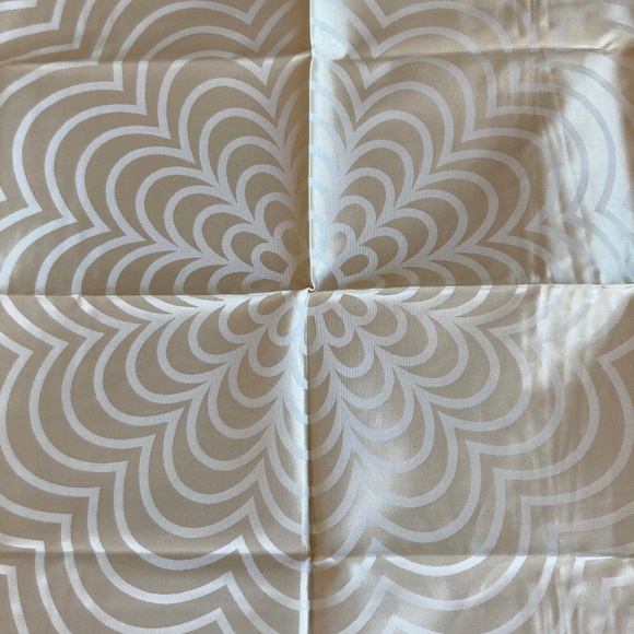 Cartier oversized silk scarf - Picture 2 of 5